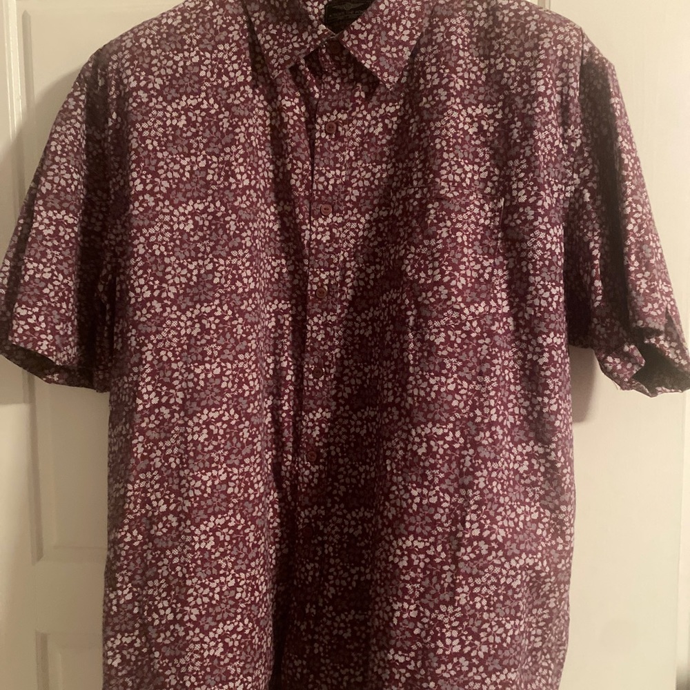 Across the Pond 2xl light weight funky pattern, pinkish red, button down